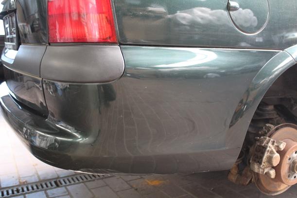 Foto: STOSSFÄNGER / STOSSSTANGE HINTEN eines Opel Vectra 1.8 Caravan