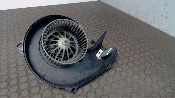 Foto: HEIZUNGSGEBLÄSE eines Opel Meriva 1.4