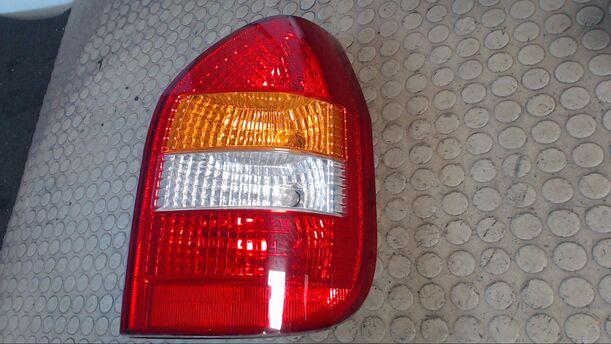 Foto: HECKLEUCHTE / RÜCKLEUCHTE RECHTS eines Opel Zafira 2.0 DTI CL