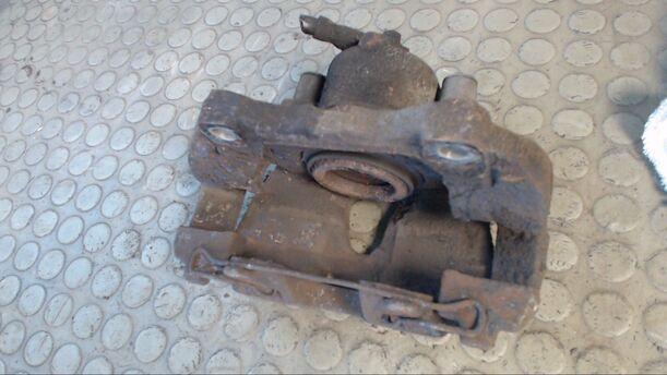 Foto: BREMSSATTEL VORN LINKS eines Opel Zafira 2.0 DTI