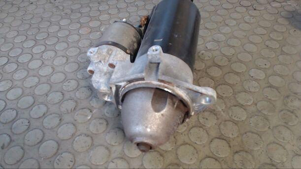 Foto: ANLASSER / STARTER BOSCH eines Opel Zafira 2.0 DTI