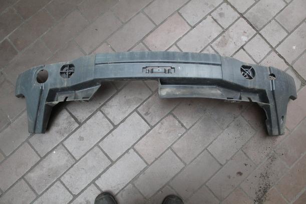 Foto: TRÄGER VORN eines Ford Ka
