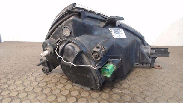 Foto: SCHEINWERFER LINKS eines Ford Ka