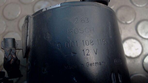 Foto: ANLASSER / STARTER BOSCH eines BMW 318i CL