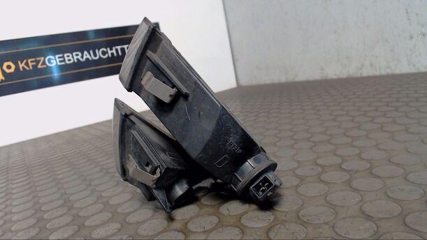 Foto: BLINKER VORN RECHTS eines Alfa Romeo 147 1.6 Twin Spark GL