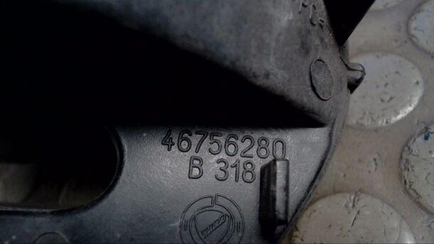 Foto: BLINKER VORN RECHTS eines Alfa Romeo 147 1.6 Twin Spark GL