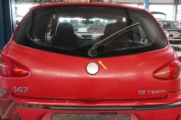 Foto: HECKKLAPPE / HECKDECKEL eines Alfa Romeo 147 1.6 Twin Spark