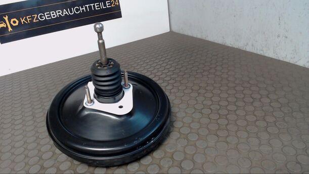Foto: BREMSKRAFTVERSTÄRKER eines Alfa Romeo 147 1.6 Twin Spark