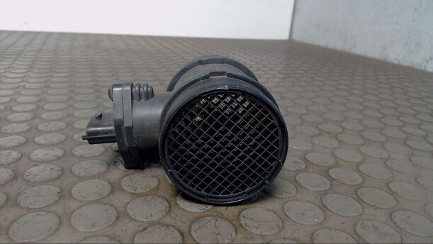 Foto: LUFTMASSENMESSER BOSCH eines Alfa Romeo 147 1.6 Twin Spark GL