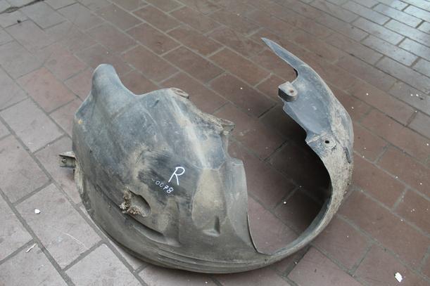 Foto: INNENKOTFLÜGEL RECHTS eines Ford Focus