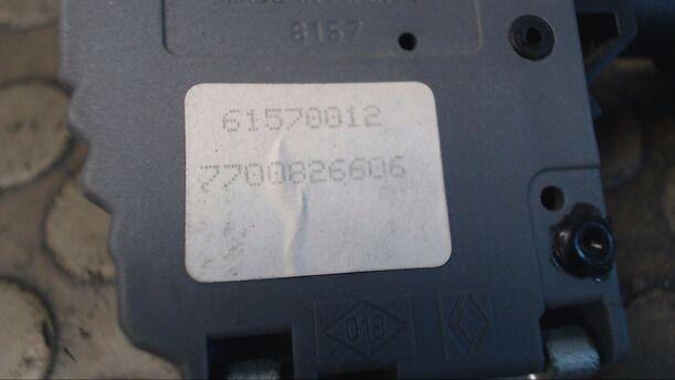Foto: SCHEIBENWISCHERSCHALTER eines Renault R 19 1.8 GL