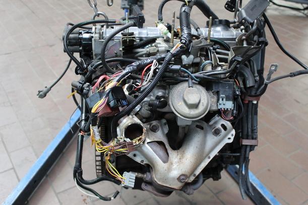 Foto: MOTOR F3N eines Renault R 19 1.8 GL