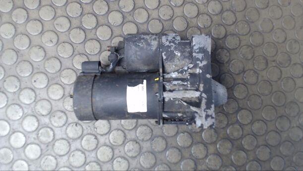 Foto: ANLASSER / STARTER BOSCH eines Renault R 19 1.8 Comfortline