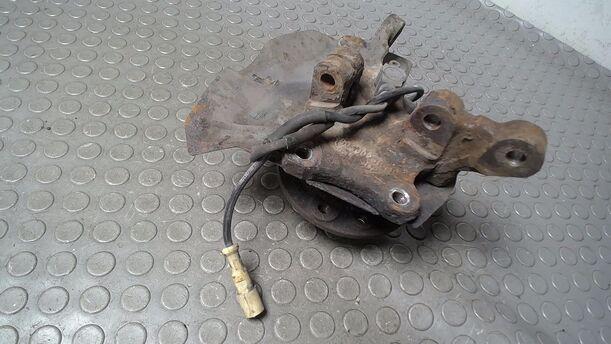 Foto: ACHSSCHENKEL VORNE LINKS eines Opel Omega Caravan 2.5 TD GL