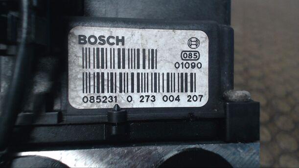 Foto: HAUPTBREMSAGGREGAT ABS eines Opel Omega Caravan 2.5 TD GL
