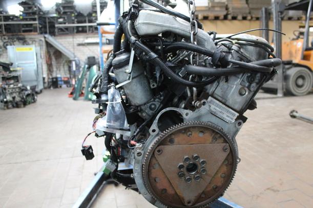 Foto: MOTOR XX25DT eines Opel Omega Caravan 2.5 TD GL