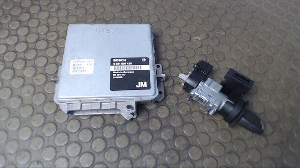 Foto: MOTOR XX25DT eines Opel Omega Caravan 2.5 TD GL