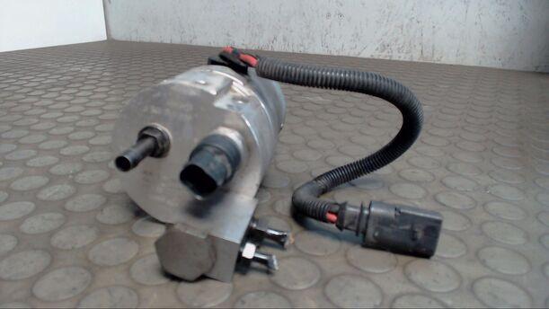 Foto: VORLADEPUMPE ABS / ESP eines Audi A6 Avant 2.5 TDI GL