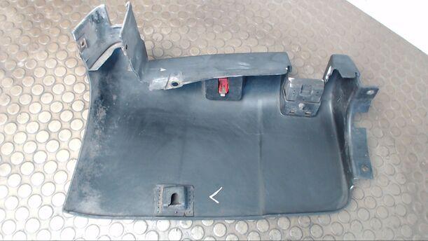 Foto: STOSSFÄNGER/ STOßSTANGE HINTEN LINKS eines Peugeot Boxer HDi 290 C Cup