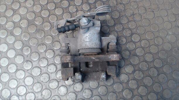 Foto: BREMSSATTEL HINTEN RECHTS eines VW Passat Variant 1.6 GL