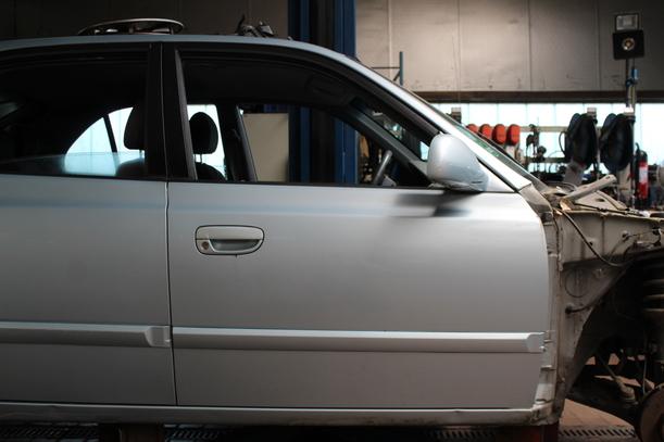 Foto: TÜR VORN RECHTS eines Hyundai Accent 1.3i Cup