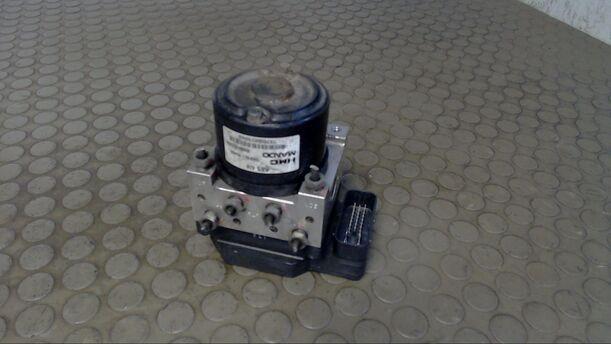 Foto: HAUPTBREMSAGGREGAT ABS eines Hyundai Accent 1.3i SLX