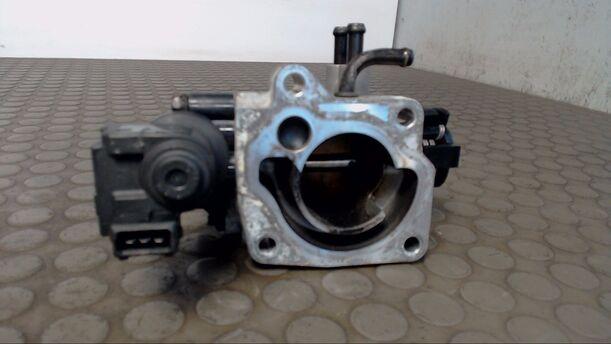 Foto: DROSSELKLAPPENSTUTZEN eines Hyundai Accent 1.3i SLX