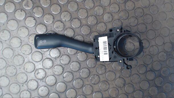 Foto: BLINKSCHALTER/KOMBISCHALTER eines Seat Leon 1.9 TDI Cup