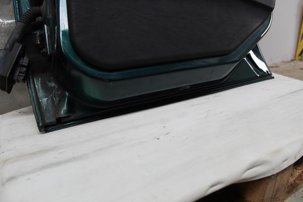 Foto: TÜR HINTEN RECHTS eines BMW 316i SLX