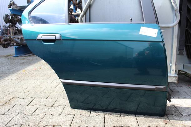 Foto: TÜR HINTEN RECHTS eines BMW 316i SLX