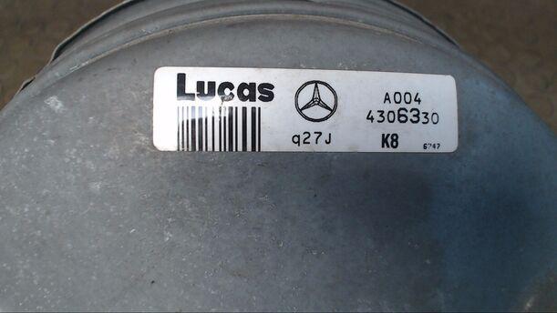 Foto: BREMSKRAFTVERSTÄRKER eines Mercedes-Benz E 240 T