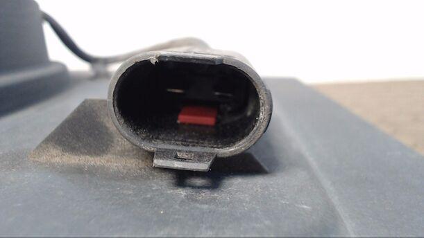 Foto: ELEKTROLÜFTER eines Mercedes-Benz E 240 T