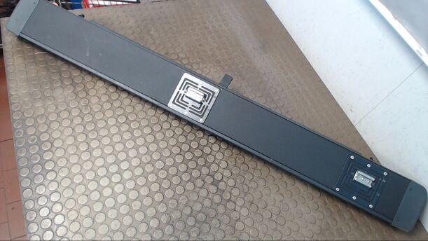 Foto: LADERAUMABDECKUNG eines Mercedes-Benz E 240 T