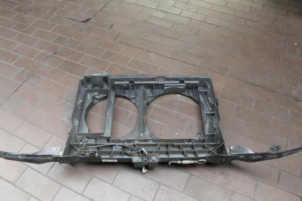 Foto: SCHLOSSTRÄGER / FRONTBLECH eines Citroen C8 2.0 HDi