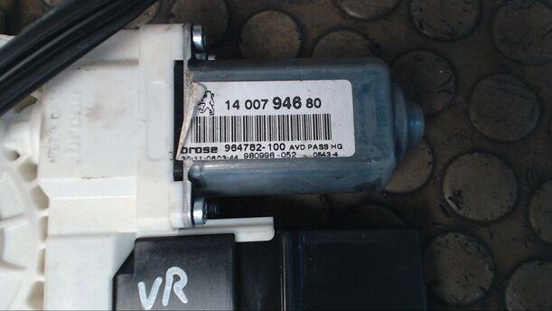 Foto: FENSTERHEBER ELEKTRISCH VORNE RECHTS eines Citroen C8 2.0 HDi