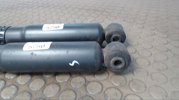 Foto: STOSSDÄMPFERPAAR HINTEN eines Citroen C8 2.0 HDi