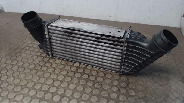 Foto: LADELUFTKÜHLER eines Citroen C8 2.0 HDi