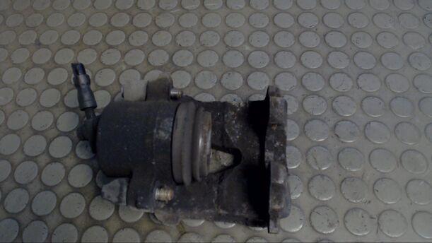 Foto: BREMSSATTEL VORN RECHTS eines VW Golf 1.4 Cup