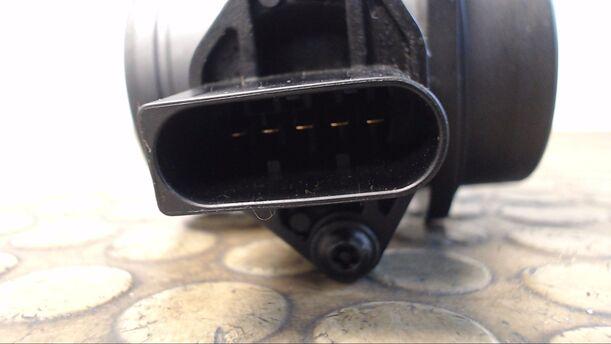 Foto: LUFTMASSENMESSER BOSCH eines VW Golf 1.9 TDI