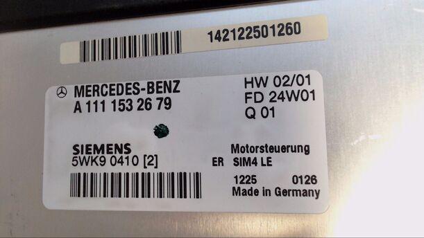 Foto: STEUERGERÄT EINSPRITZUNG / MOTORSTEUERGERÄT eines Mercedes-Benz C 200 T Kompressor