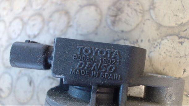 Foto: ZÜNDSPULE eines Toyota Yaris 1.0