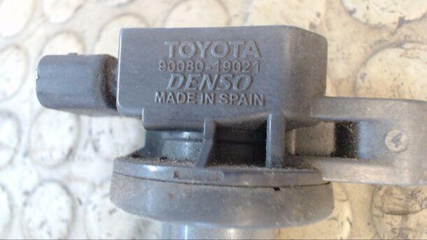 Foto: ZÜNDSPULE eines Toyota Yaris 1.0
