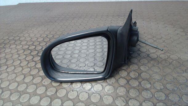 Foto: AUSSENSPIEGEL MECHANISCH VERSTELLBAR LINKS eines Opel Corsa