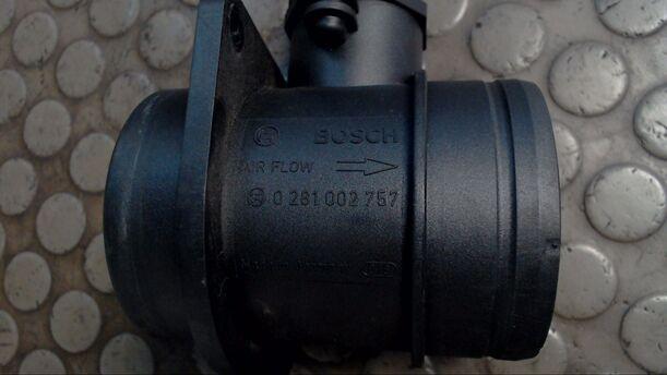 Foto: LUFTMASSENMESSER BOSCH eines Skoda Octavia 1.9 TDi