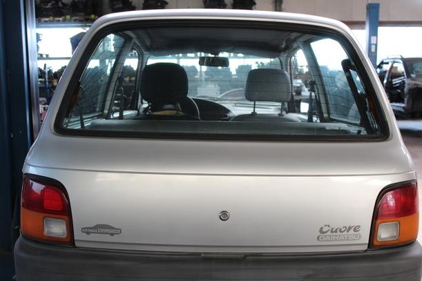 Foto: HECKKLAPPE / HECKDECKEL eines Daihatsu Cuore groove up!
