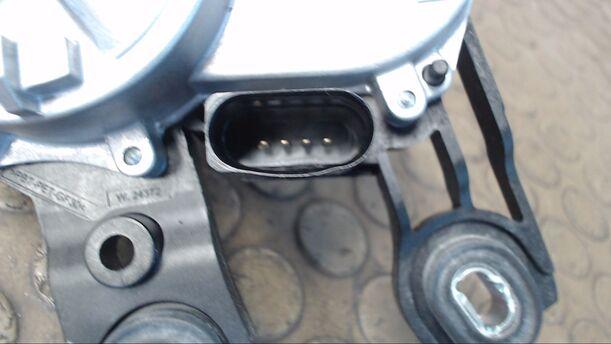 Foto: SCHEIBENWISCHERMOTOR HINTEN eines VW up! BlueMotion Technology groove up!