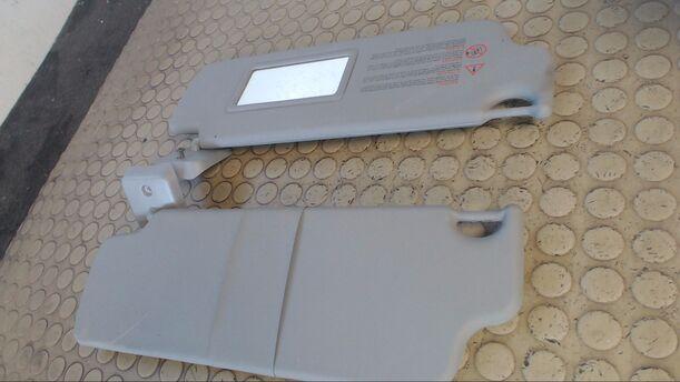 Foto: SONNENBLENDENPAAR eines Renault Twingo 1.2 groove up!