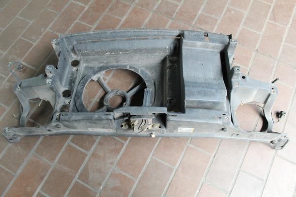 Foto: SCHLOSSTRÄGER eines VW Golf 1.6 groove up!