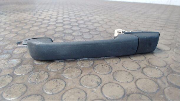 Foto: TÜRAUSSENGRIFF HINTEN LINKS eines VW Golf 1.6 groove up!