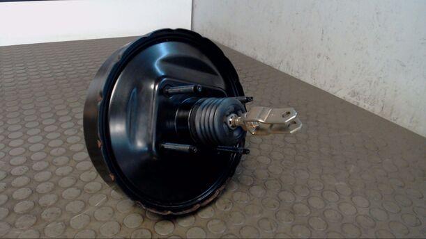 Foto: BREMSKRAFTVERSTÄRKER eines Nissan Almera 1.4 GLSi